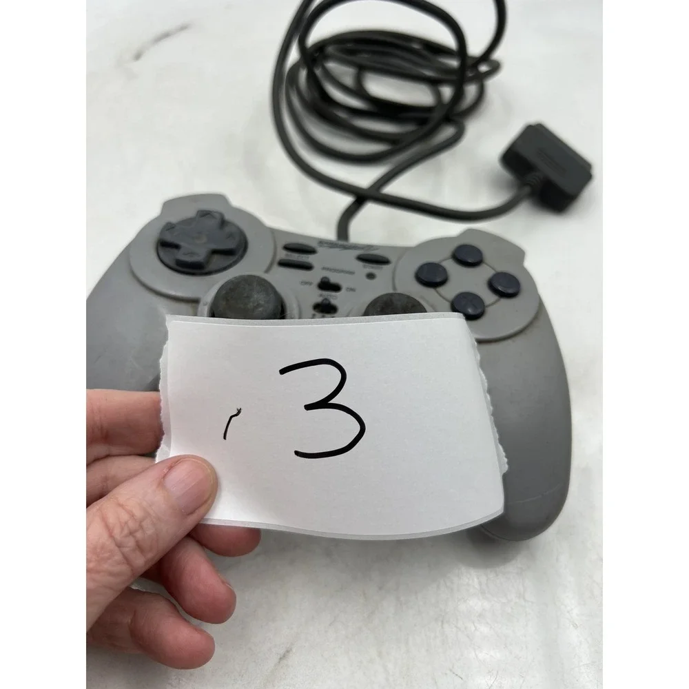 InterAct Barracuda 2 SV-1133 Wired Controller for PS1 PS2 Grey Retro Gaming